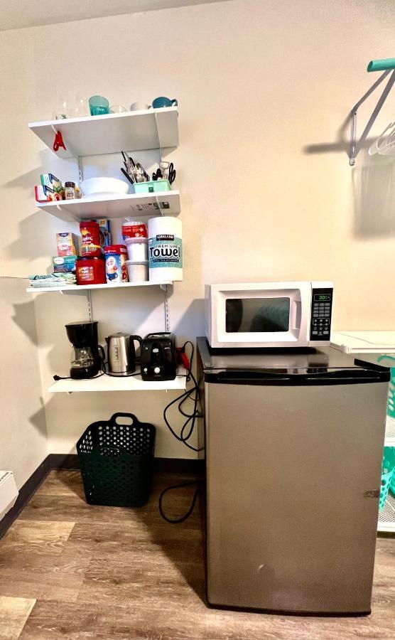 Private Room With Shared Bathroom On The 1St Floor 10 Minutes Walk To University Of Washington シアトル エクステリア 写真
