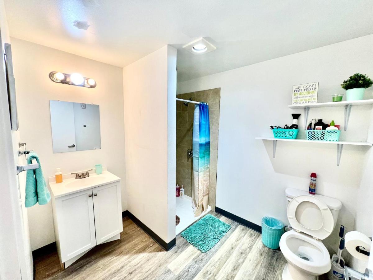 Private Room With Shared Bathroom On The 1St Floor 10 Minutes Walk To University Of Washington シアトル エクステリア 写真
