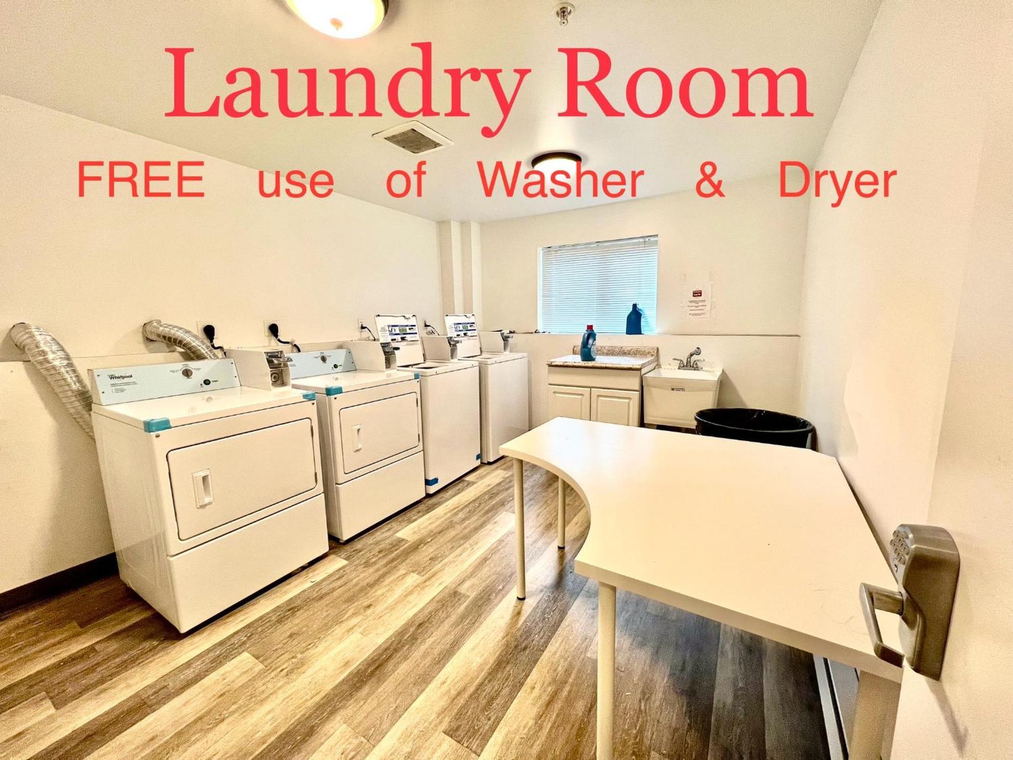 Private Room With Shared Bathroom On The 1St Floor 10 Minutes Walk To University Of Washington シアトル エクステリア 写真